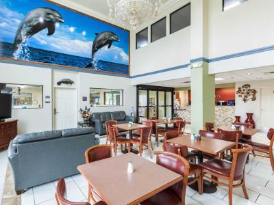 Quality Near Seaworld - Lackland Hotel 3*