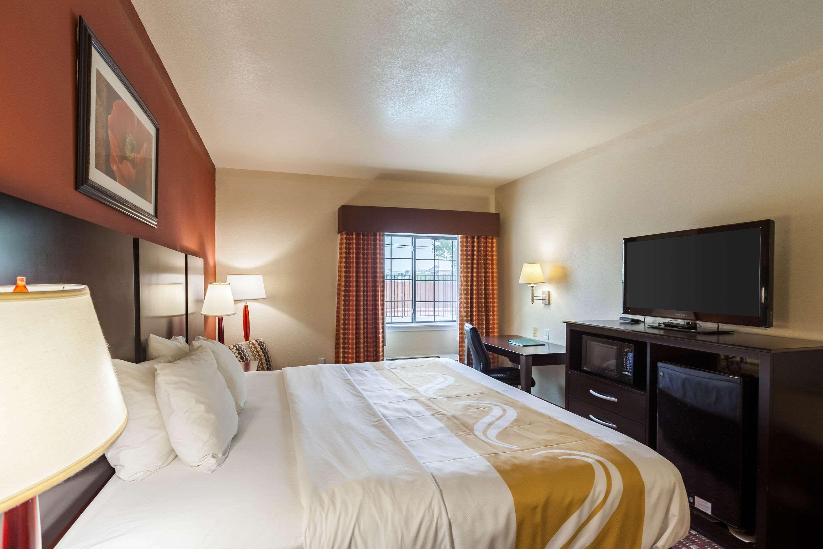 Quality Near Seaworld - Lackland Hotel 3*
