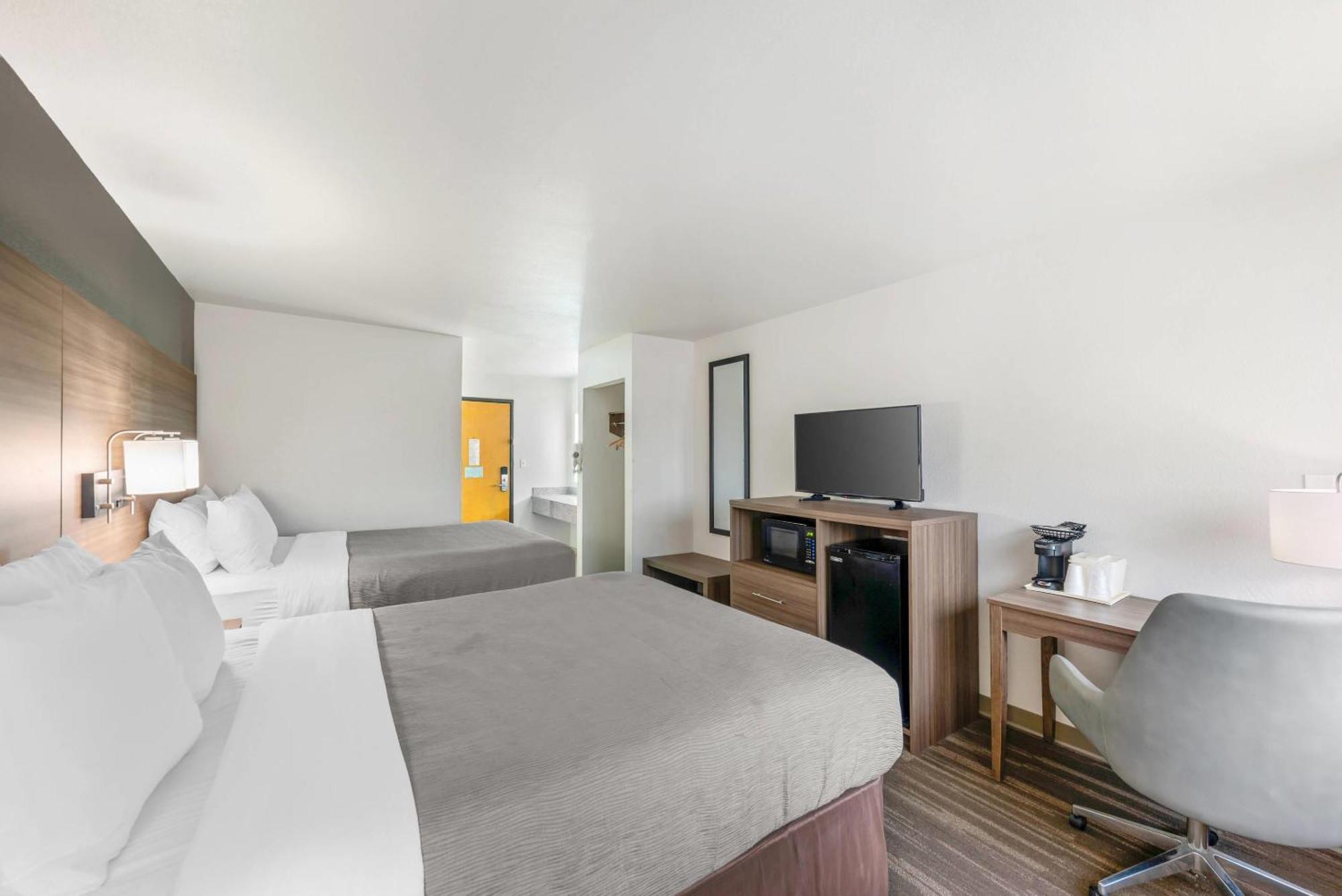 Quality Near Seaworld - Lackland Hotel