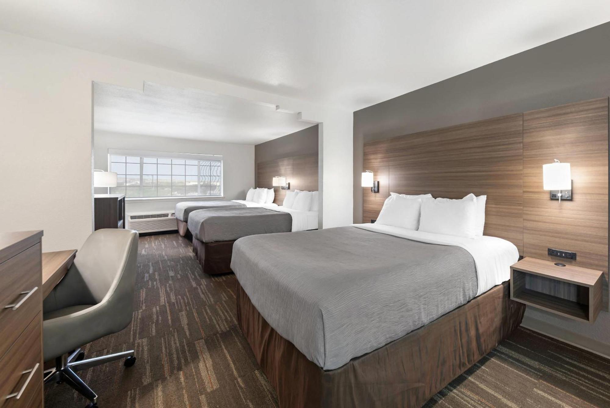 Hotel Quality Near Seaworld - Lackland 3*