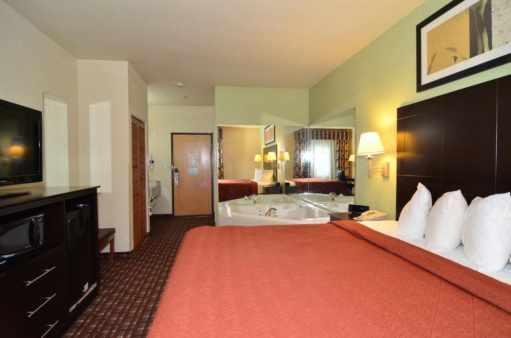 Hotel Quality Near Seaworld - Lackland